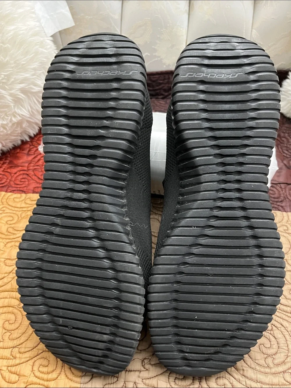 Skechers Wide/ air Cooled memory Foam Mens Black Slip-On Knit Athletic Sneakers.